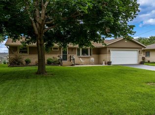 1136 Jackson St, Pecatonica, IL 61063