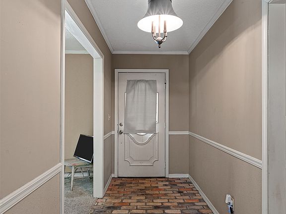 3rd image of 316 Hope St