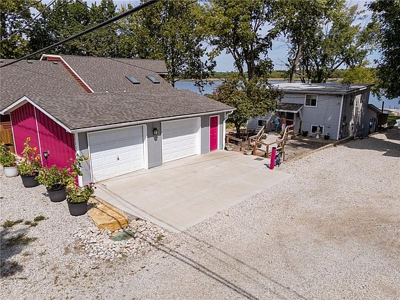 2nd image of 15339 Lake Road 2 St #2