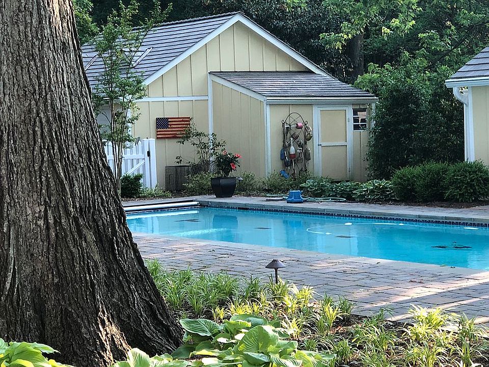 2nd image of 1464 Nieman Rd