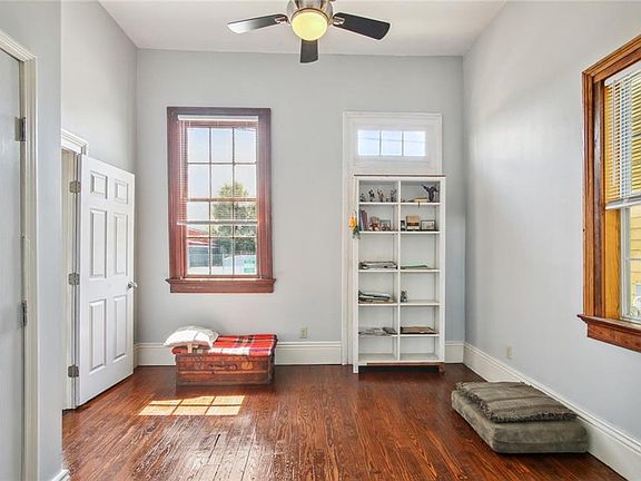 5th image of 2733 Saint Peter St