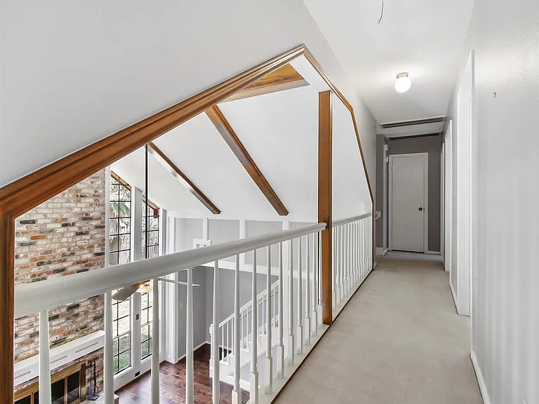 22418 Prince George St — Photo 35