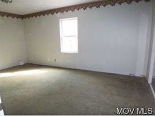 5th image of 419 Cherry Ave