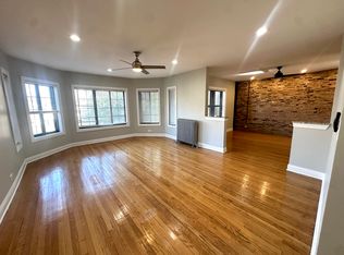 7238 S Coles Ave #4A, Chicago, IL 60649