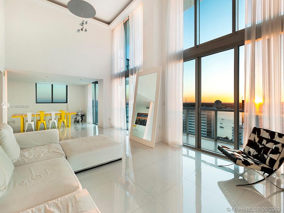 1st image of 7928 East Dr #Penthouse 1