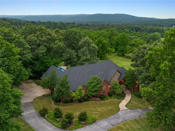 3937 Savannah Dr, Harrison, AR 72601