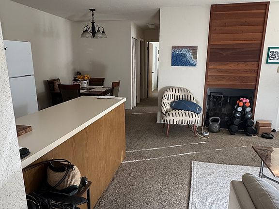 See eating area off the kitchen