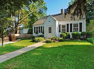 1719 Wilmette Ave, Wilmette, IL