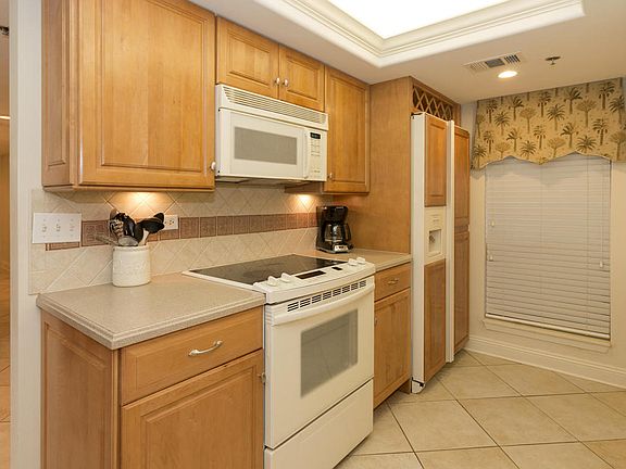 5th image of 114 Mainsail Dr Unit 256