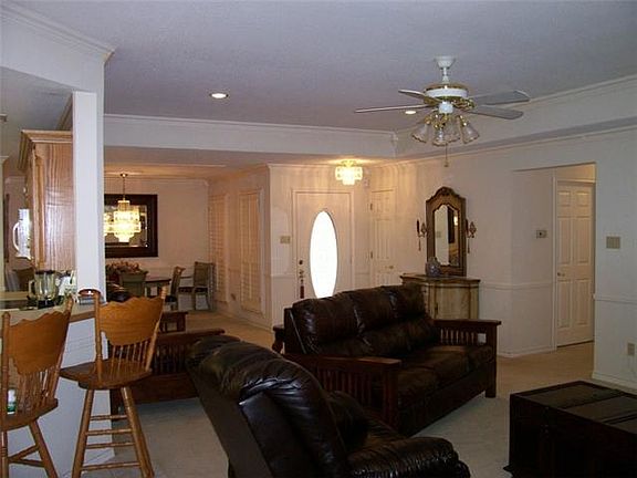 5th image of 5716 Diamond Oaks Dr S