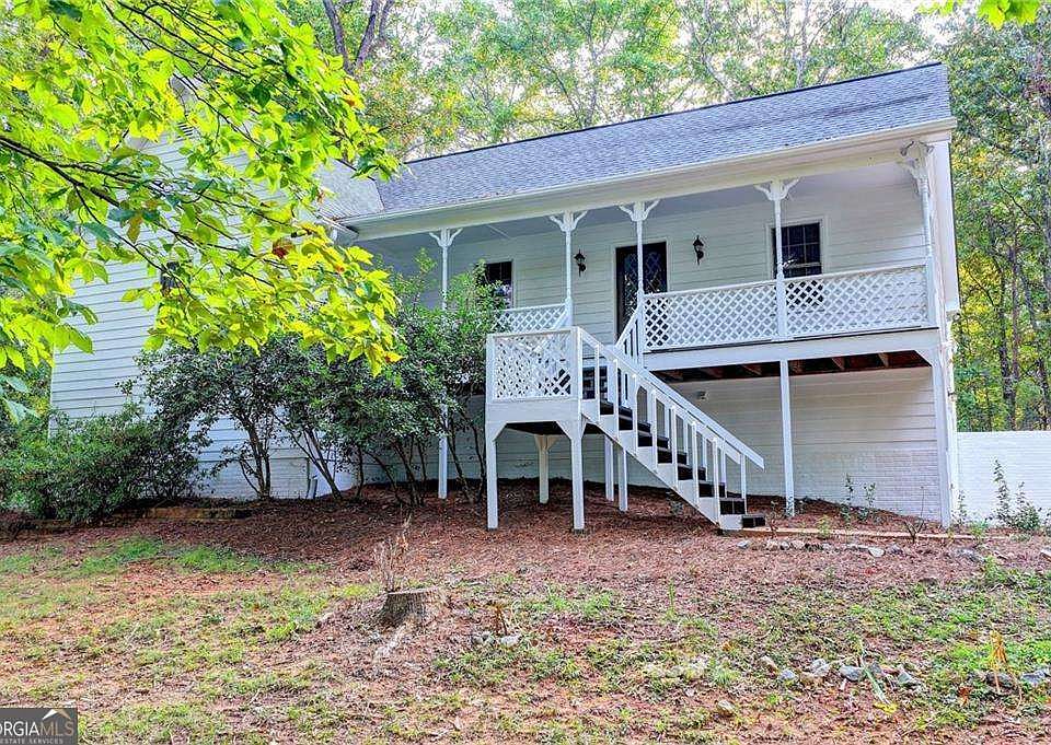 1st image of 214 Valley Brook Dr
