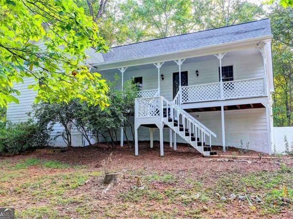 214 Valley Brook Dr, Woodstock, GA 30188