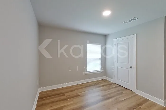 13772 Willowmore Dr — Photo 9