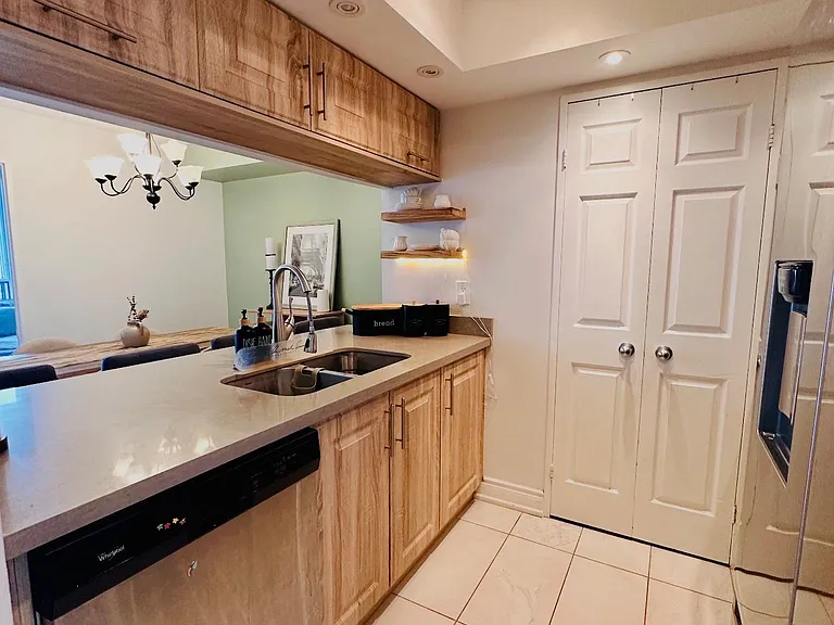 265 Enfield Pl #1801 — Photo 10