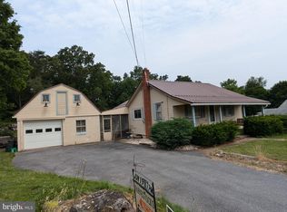 68 Gambers Corner Rd, Duncannon, PA 17020