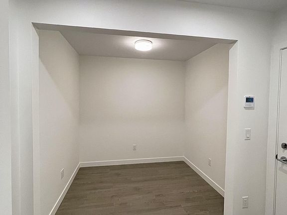 5th image of 555 Sydney Ave #11XX