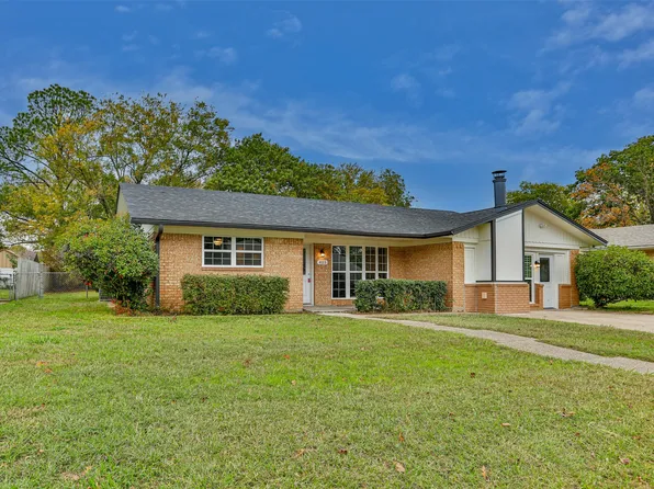 403 Willow Way, Gainesville, TX 76240