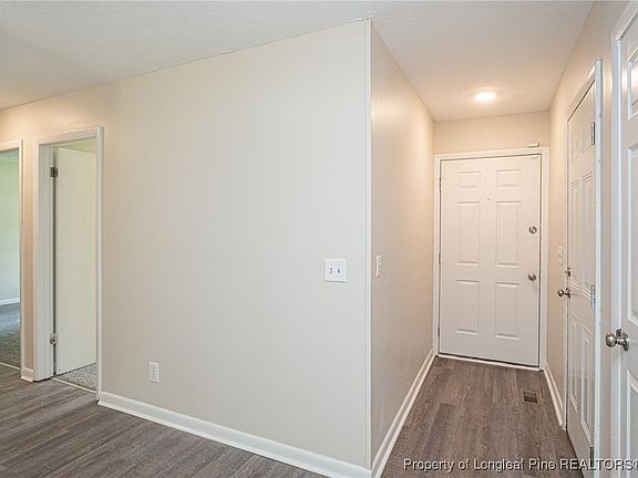 5th image of 1343 Worstead Dr