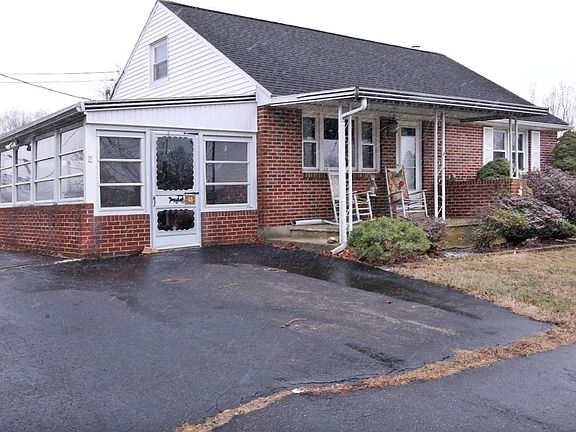 4th image of 48 Wenrich Ave