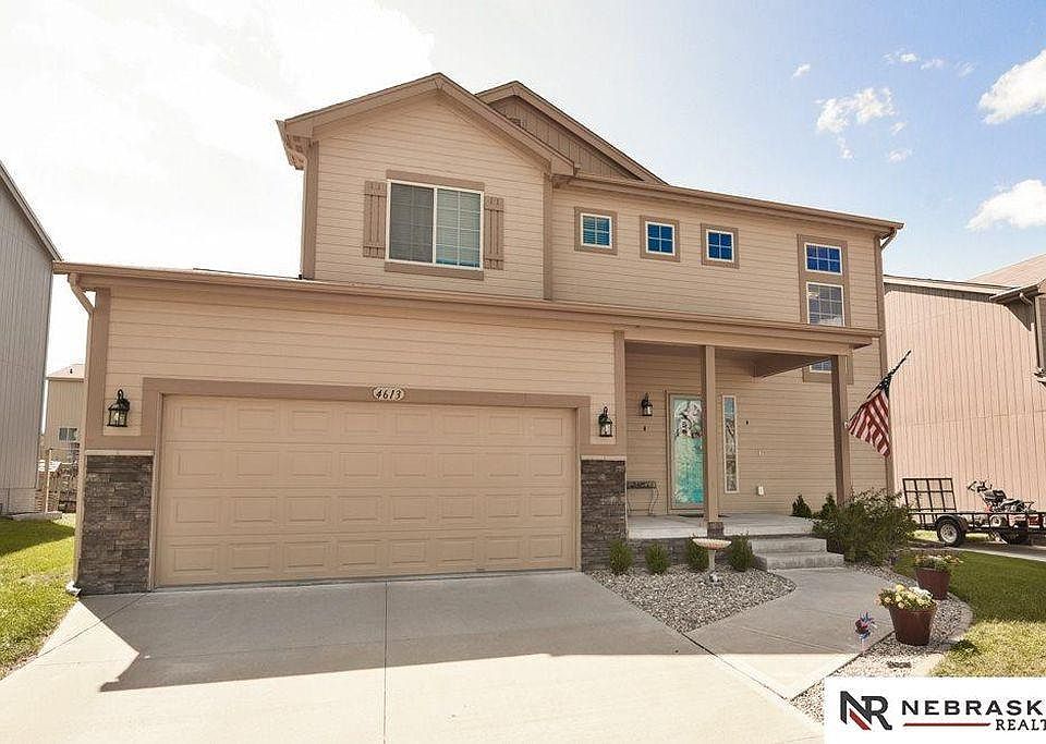 1st image of 4613 Clearwater Dr