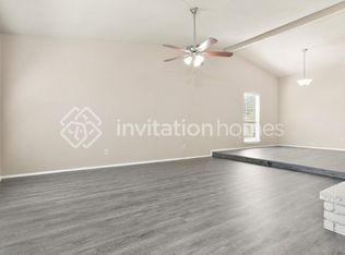 1534 Coffeyville Trl, Grand Prairie, TX 75052