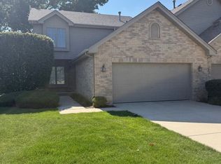 12228 Sumner St, Lemont, IL 60439