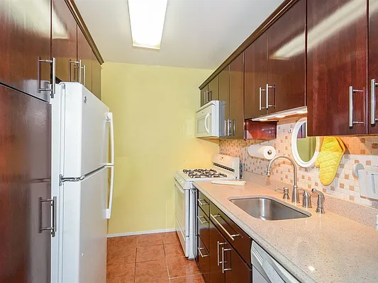 Sold by Robert E. Hill  | media 12