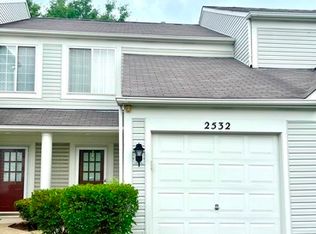 2532 Bordeaux Ln, Naperville, IL 60540