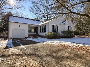 7944 Terrapin Cove Rd, Gloucester Point, VA 23062