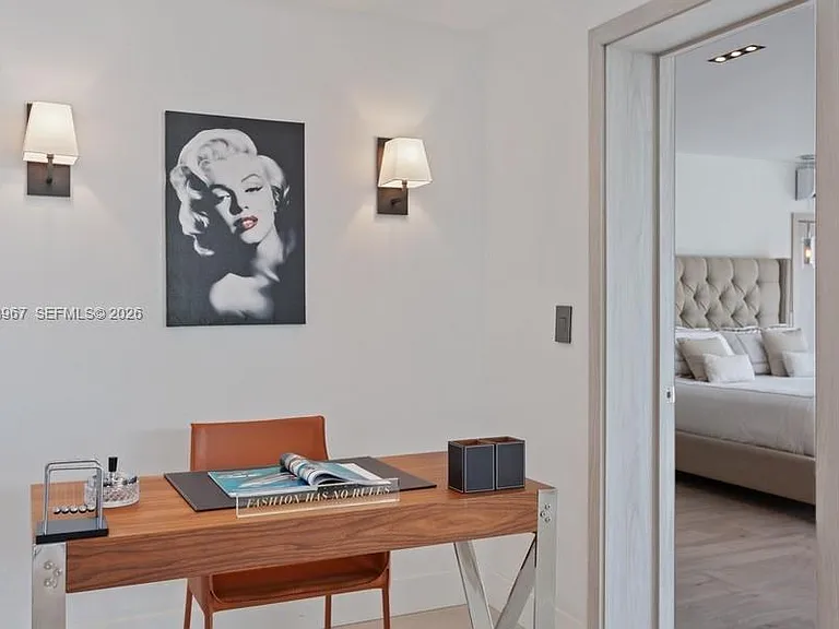 7972 Biscayne Point Cir — Photo 21