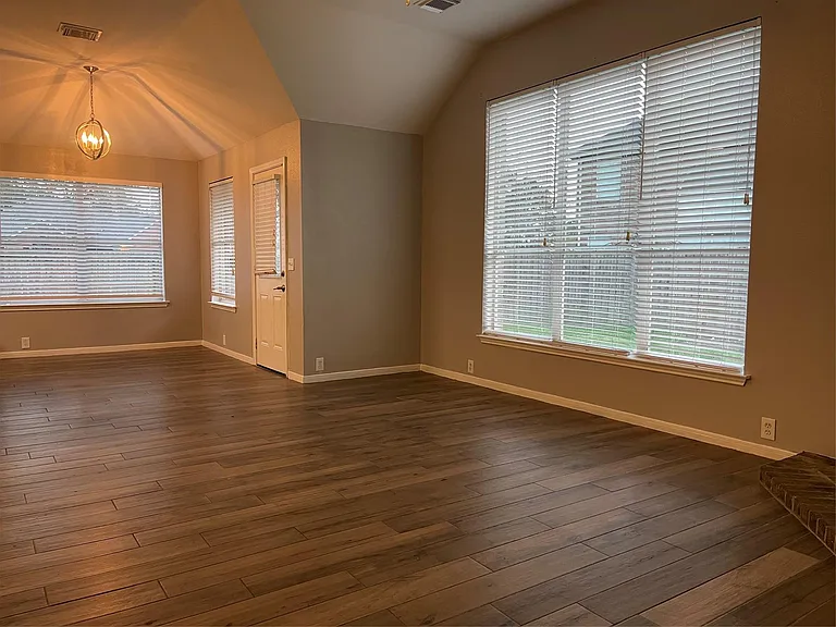 20803 Lavenderwood Dr — Photo 25