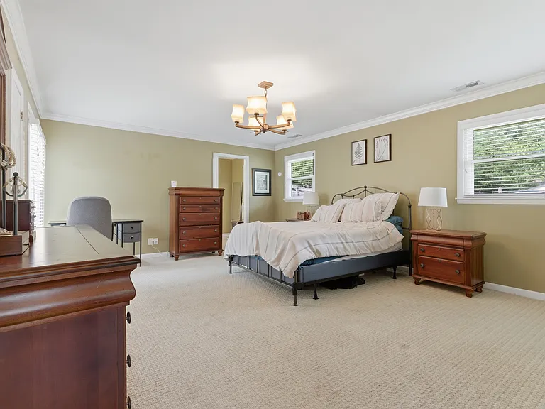 2117 Shades Crest Rd SE — Photo 18