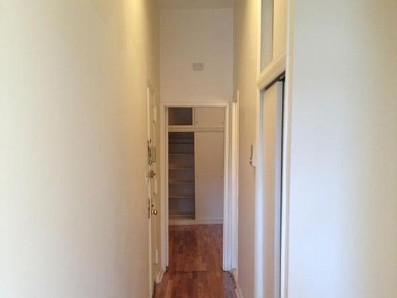 4th image of 103 W 77th St APT 2d