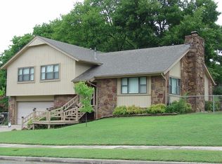 13841 E 27th Pl, Tulsa, OK 74134