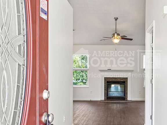 5th image of 23 S Glen Oak Dr