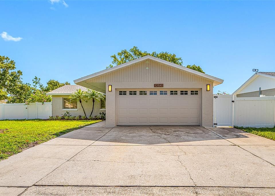 1st image of 12541 Montara Dr