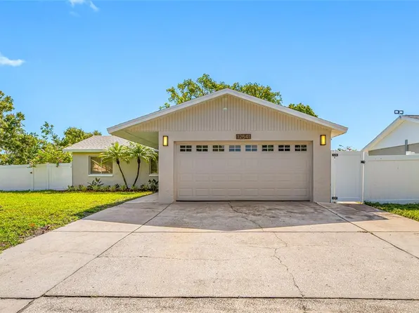12541 Montara Dr, Largo, FL 33773