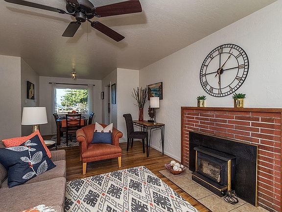 5th image of 3546 Glen St