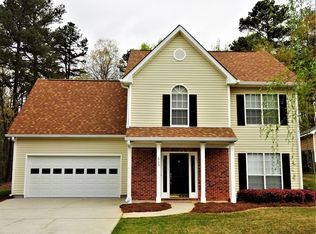 605 Heritage Woods Dr, Dacula, GA 30019