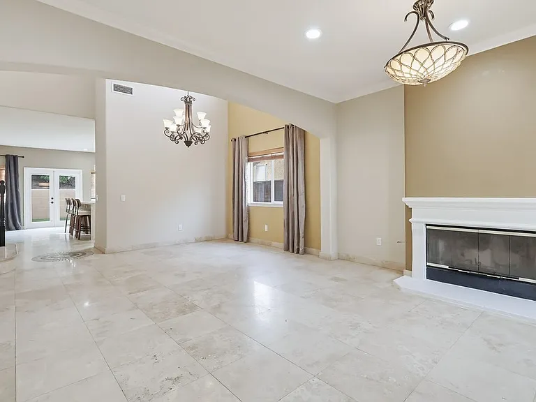 5187 Knollwood Way — Photo 4