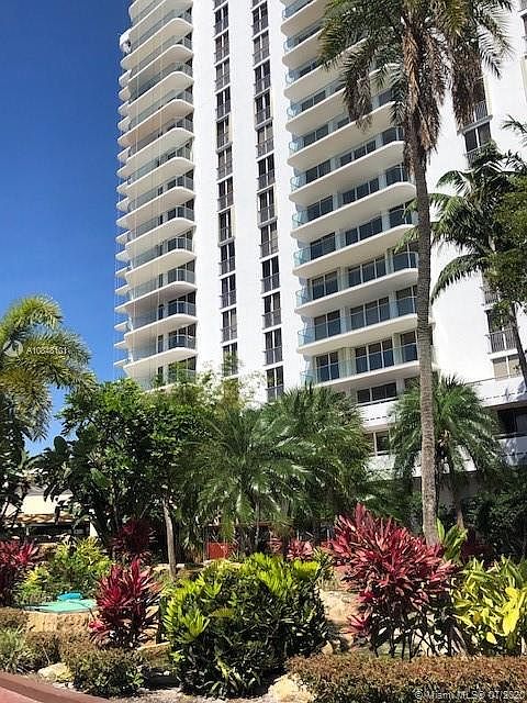 1st image of 19707 Turnberry Way APT 8A