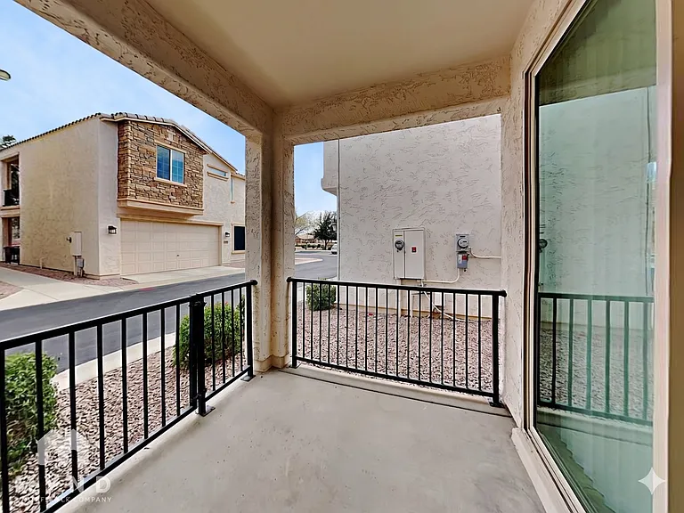 17694 W Mandalay Ln — Photo 20