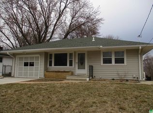 3915 Forest View Ave, Sioux City, IA 51103