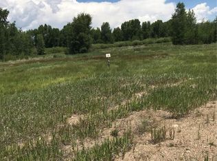 571 Pioneer Dr, Granby, CO 80446