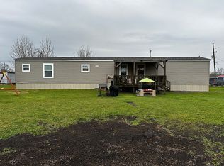 1032B Elizabeth Dr, Henderson, LA 70517