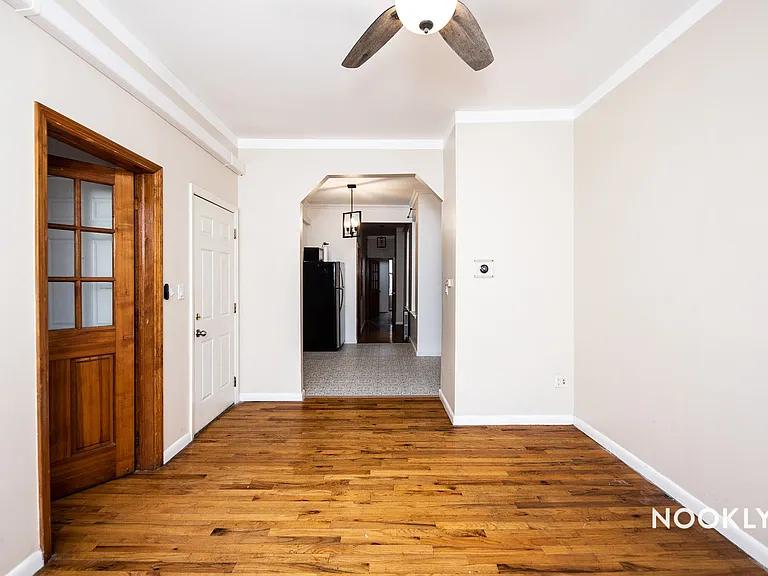 275 Irving Ave #3 — Photo 16