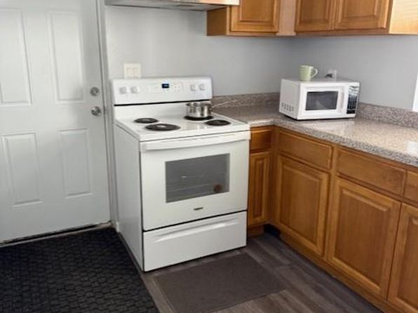 439 Barclay St Floor 1