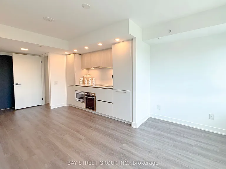 609 Sherbourne St #1409 — Photo 7