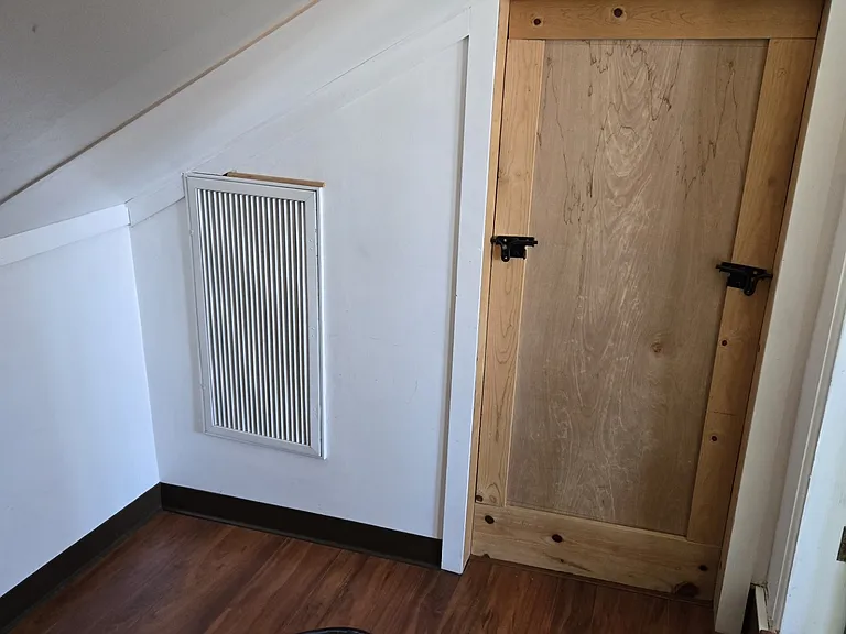 2622 Thomas St — Photo 22