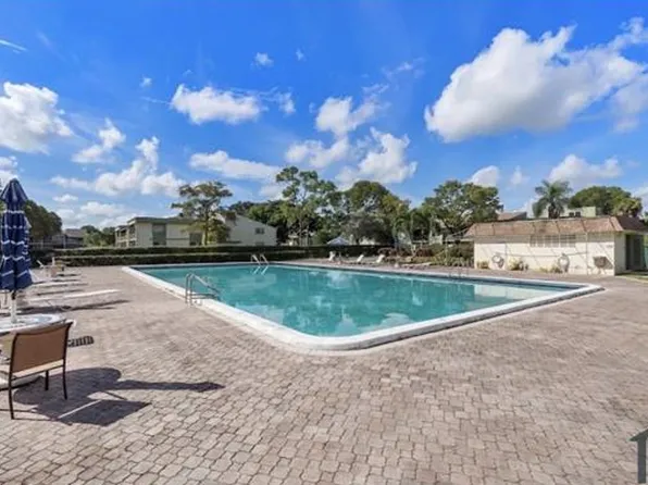 4116 N Pine Island Rd #207, Fort Lauderdale, FL 33351